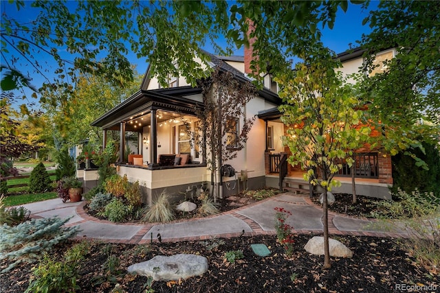 view of front of property featuring a porch