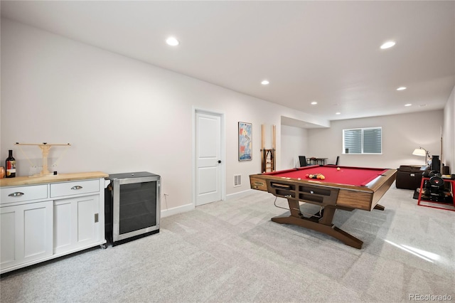 playroom featuring billiards, visible vents, light colored carpet, wine cooler, and recessed lighting