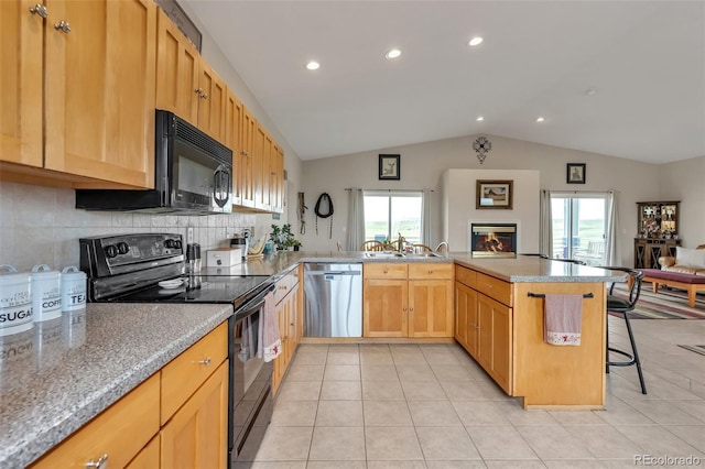 29333 Rawhide Ct, Elizabeth, CO 80107 - photo 14