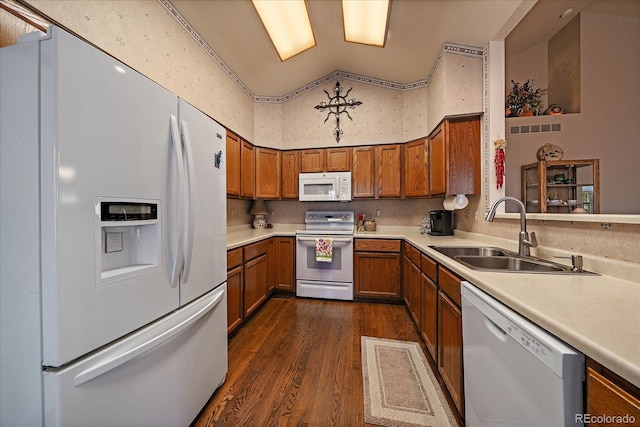 2210 S Joliet Way, Aurora, CO 80014 - photo 7