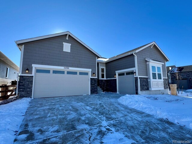 view of front facade with a garage