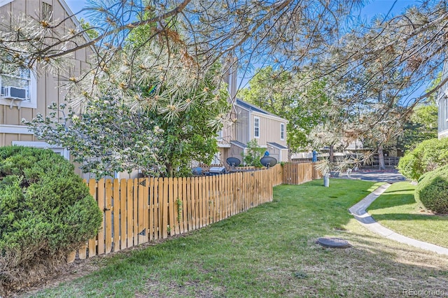 view of yard featuring cooling unit