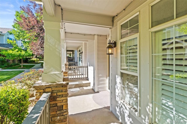 8399 Stonybridge Cir, Highlands Ranch, CO 80126 - property entrance featuring covered porch