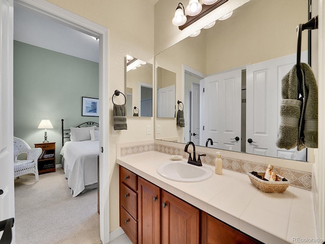 2571 Hunters Pl, Highlands Ranch, CO 80129 - ensuite bathroom with vanity and ensuite bath