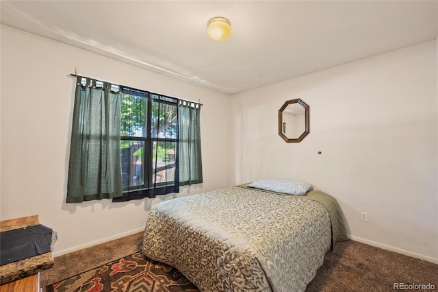 bedroom featuring carpet floors