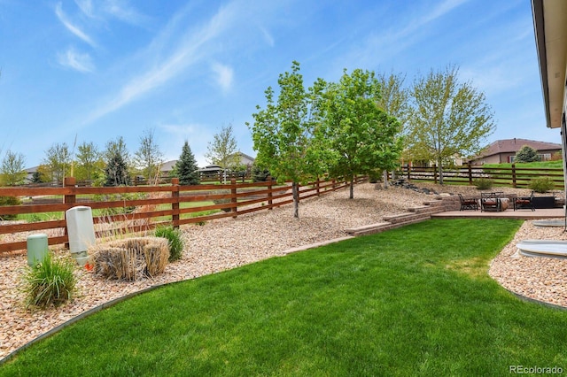 21376 E Union Pl, Aurora, CO 80015 - view of yard with a patio area