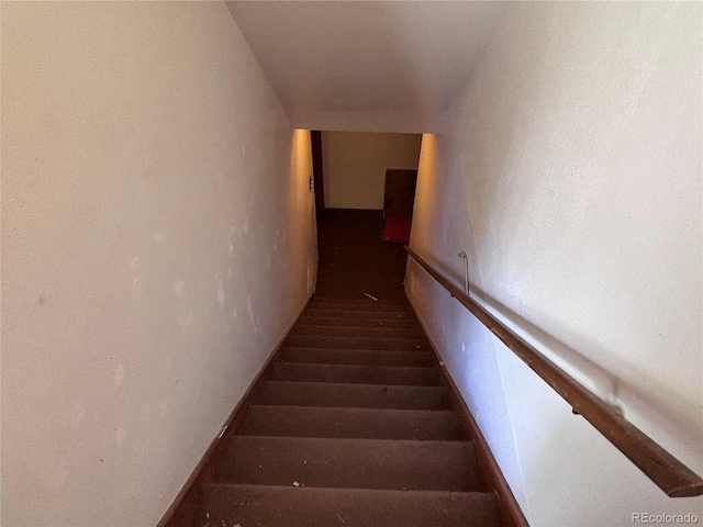 3910 E Orchard Rd, Centennial, CO 80121 - staircase featuring baseboards