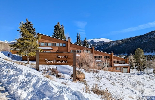 exterior space with a mountain view