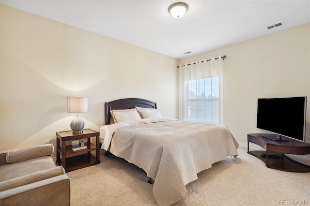 bedroom with carpet flooring