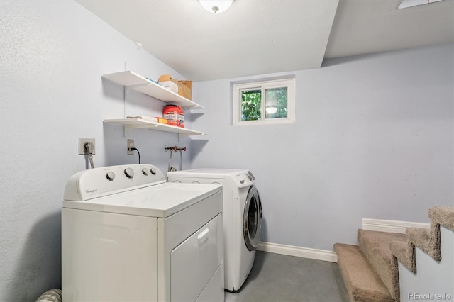 3154 N Columbine St, Denver, CO 80205 - laundry area with separate washer and dryer and baseboards