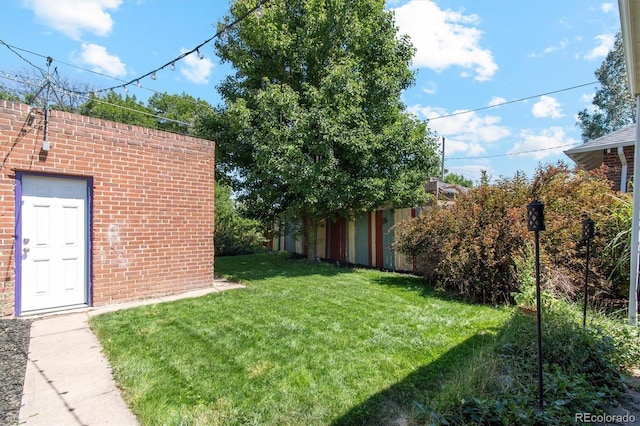 3154 N Columbine St, Denver, CO 80205 - view of grassy yard