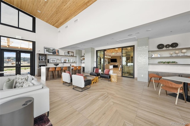 199 Simmental Loop, Castle Rock, CO 80104 - living room featuring a high ceiling