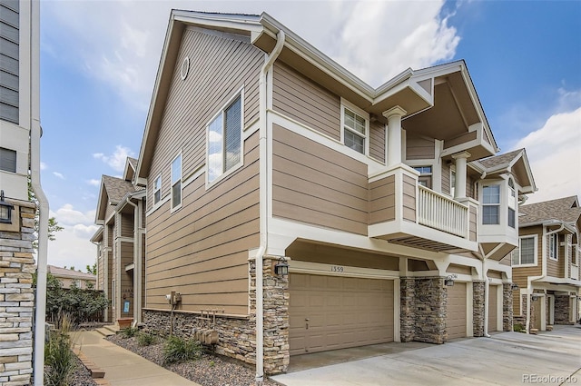 1359 Carlyle Park Cir, Highlands Ranch, CO 80129 - photo 3