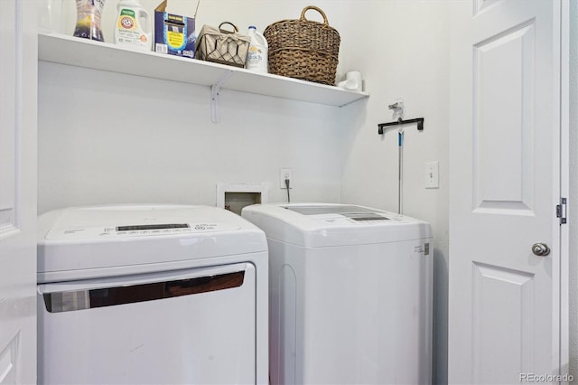 4750 S Dudley St Unit 21, Littleton, CO 80123 - washroom featuring separate washer and dryer