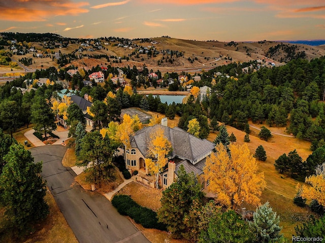 view of aerial view at dusk