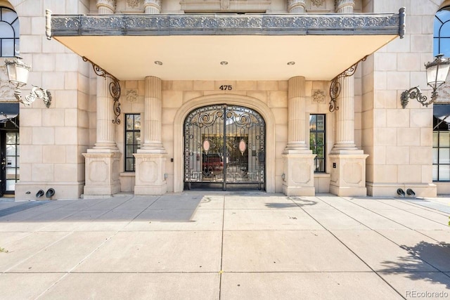 view of entrance to property