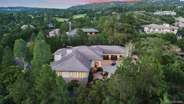 view of aerial view at dusk