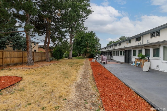 view of yard with a patio