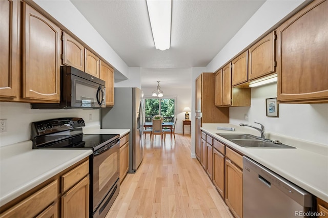 3427 Trenary Ln, Colorado Springs, CO 80918 - photo 9