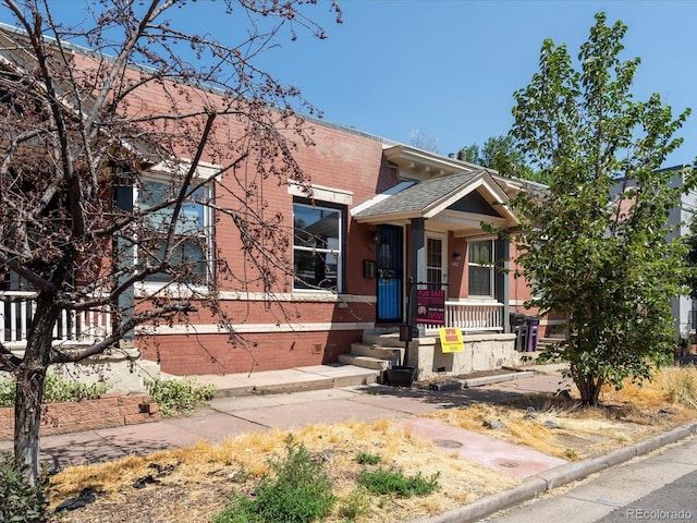 view of front of property