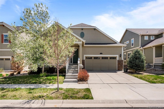 827 Sundance Ln, Erie, CO 80516 - craftsman-style home featuring an attached garage and driveway