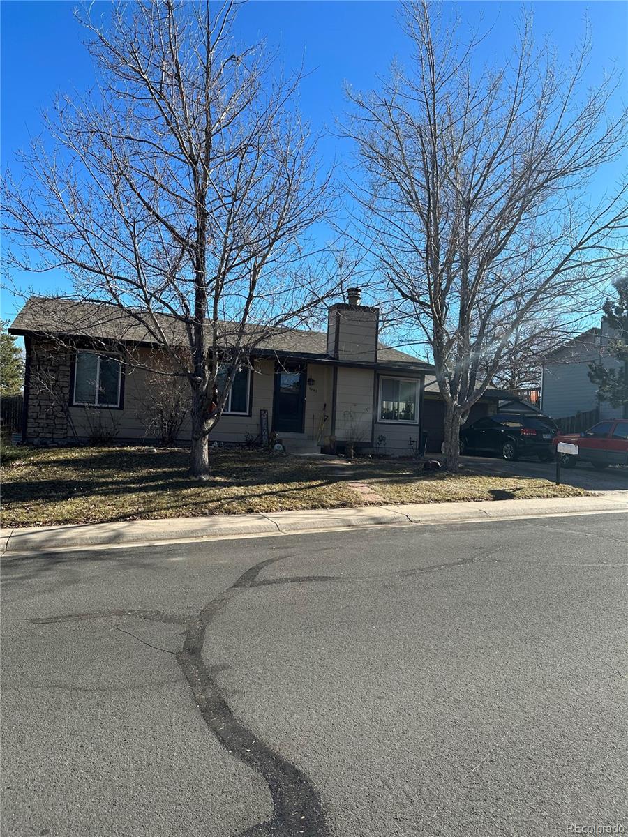 3942 S Helena St, Aurora, CO 80013 - photo 1