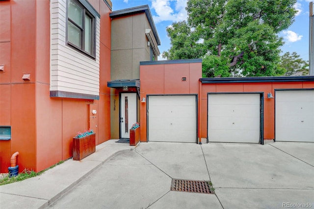 2138 N Glenarm Pl, Denver, CO 80205 - view of front of home with stucco siding