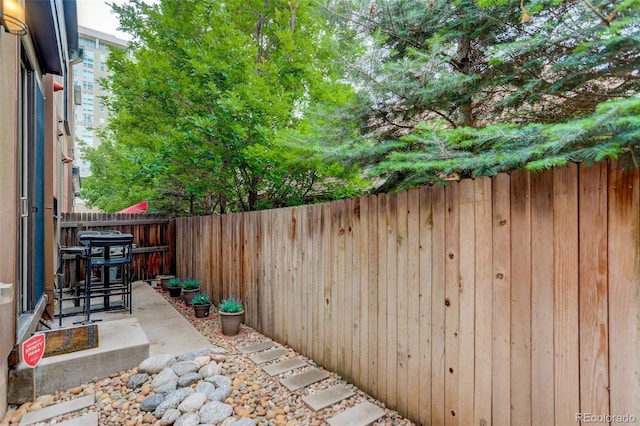 2138 N Glenarm Pl, Denver, CO 80205 - view of patio