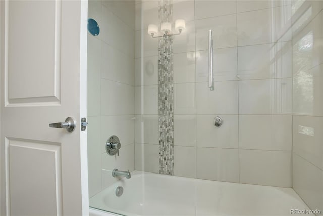 2138 N Glenarm Pl, Denver, CO 80205 - bathroom featuring shower / bath combination