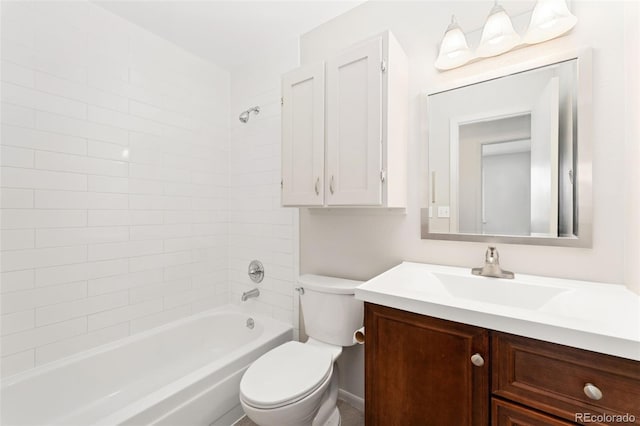 3082 S Laredo Cir, Aurora, CO 80013 - bathroom featuring vanity and shower / bath combination