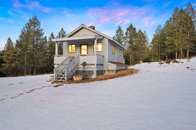 view of front facade with covered porch