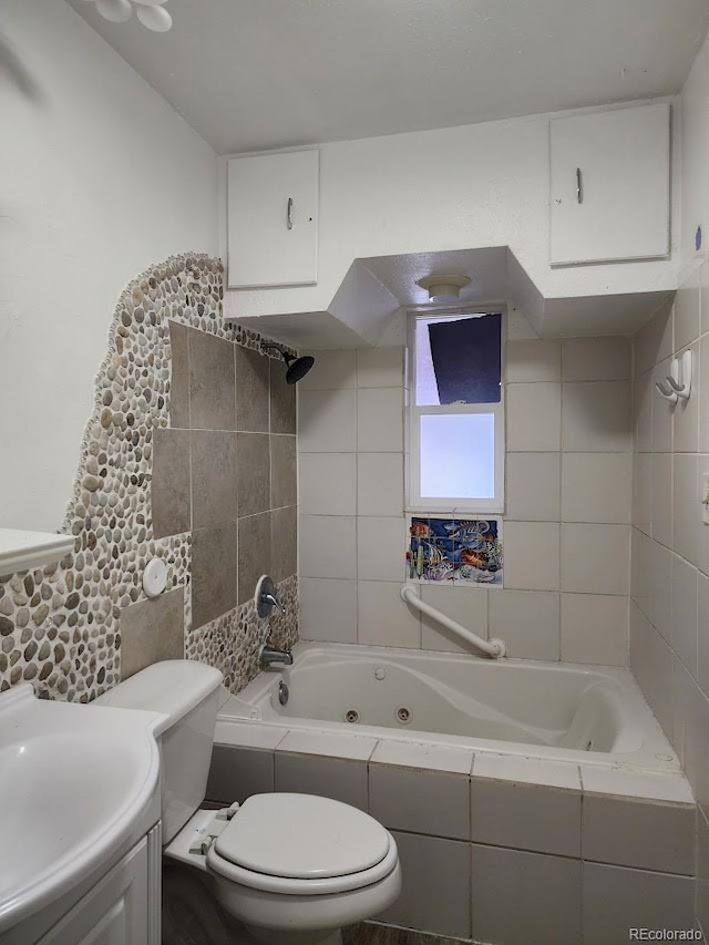 938 Salem St, Aurora, CO 80011 - full bathroom with toilet and vanity