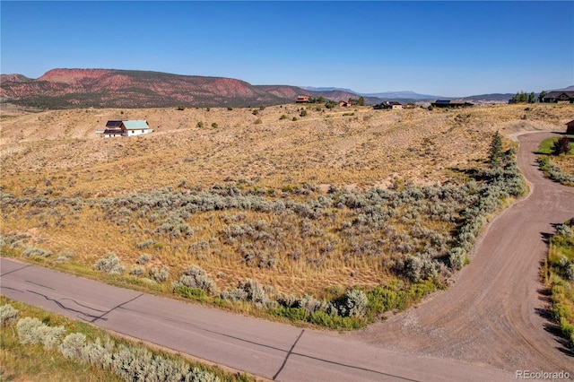 Listing photo 3 for 380 Amherst Rd, Gypsum CO 81637