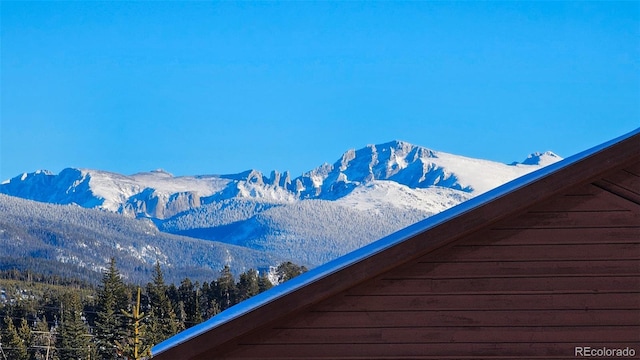 property view of mountains