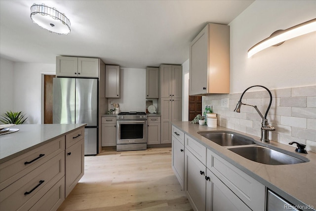 1018 Kelly Pl, Longmont, CO 80501 - photo 2