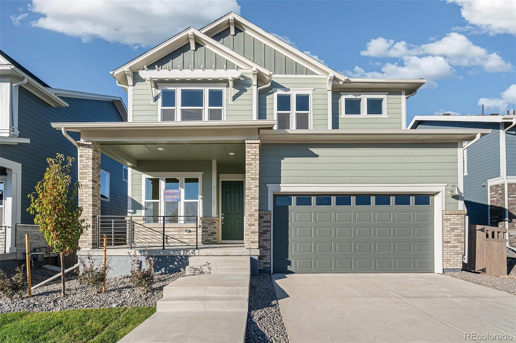 craftsman inspired home featuring a porch