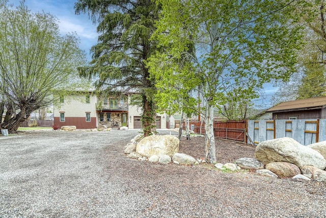 822 Yale Ave, Buena Vista, CO 81211 - view of yard featuring fence and driveway