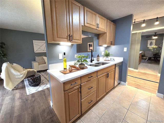 2375 S Linden Ct Unit 310, Denver, CO 80222 - photo 3