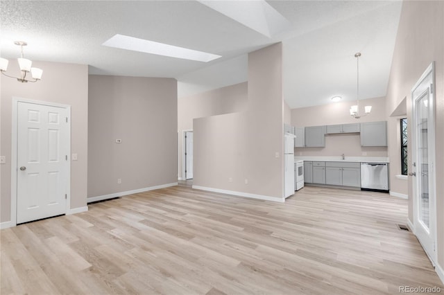 18558 E Whitaker Cir Unit A, Aurora, CO 80015 - photo 9