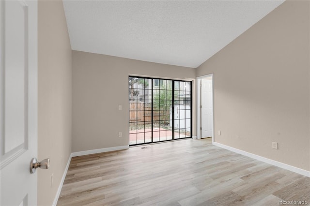18558 E Whitaker Cir Unit A, Aurora, CO 80015 - photo 12
