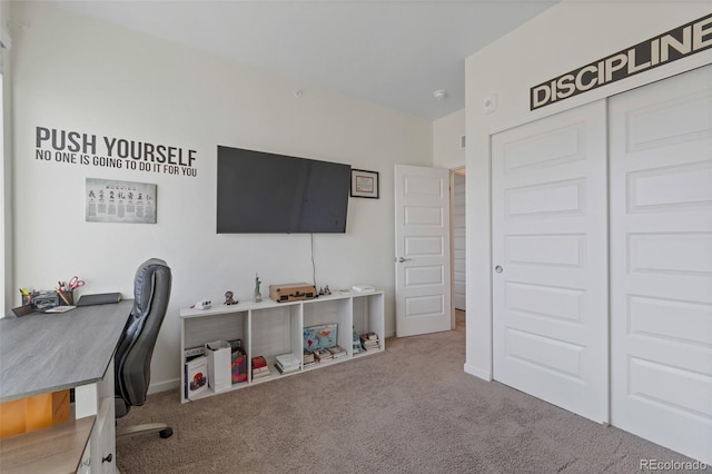 view of carpeted office space