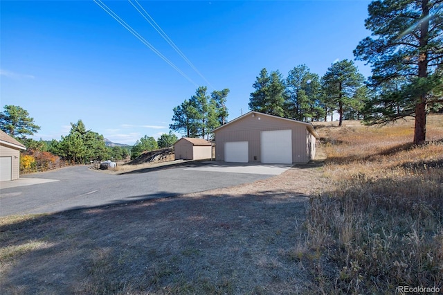 view of detached garage