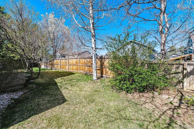 12559 W Crestline Dr, Littleton, CO 80127 - view of yard featuring fence