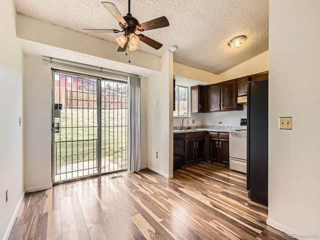 2026 S Olathe St, Aurora, CO 80013 - photo 6