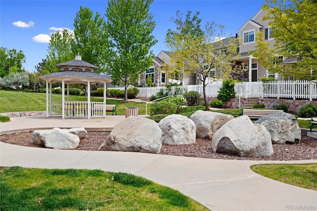 14247 Pikeminnow Pl, Broomfield, CO 80023 - surrounding community with a gazebo