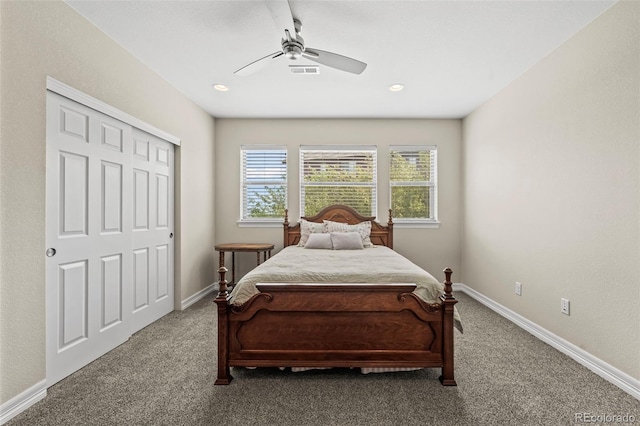 bedroom featuring carpet flooring, ceiling fan, and a closet