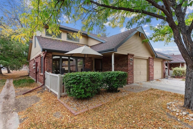 view of front facade with a garage