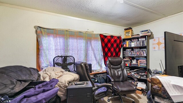 office area featuring a textured ceiling