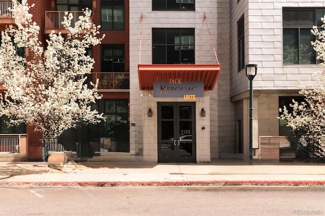 3100 Huron St Unit 3H, Denver, CO 80202 - property entrance featuring french doors