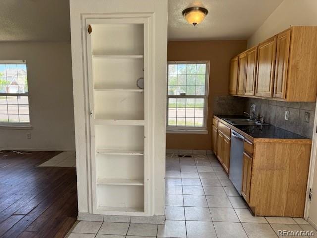 14425 E Albrook Dr, Denver, CO 80239 - photo 4